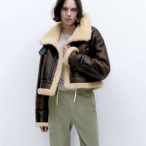 Zara shearling aviator jacket — perfect for chilly fall days